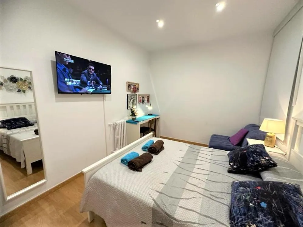 Rooms In The Center Of Barcelona